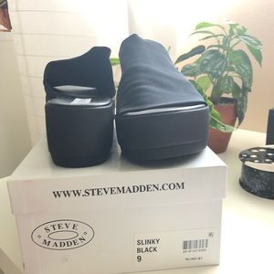 Steven Madden Platform Slinky Sandals